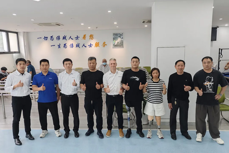 你在拆618快递，他们在拆“行走不适”的难题！