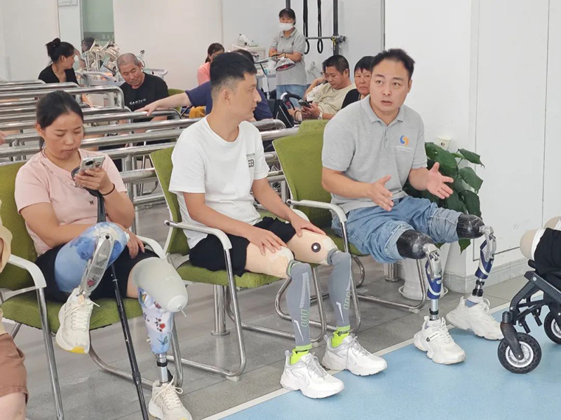 信任这双腿要多大勇气？众康带你找回行走底气！
